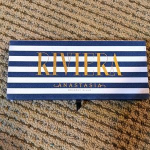 Anastasia beverly hills riviera palette